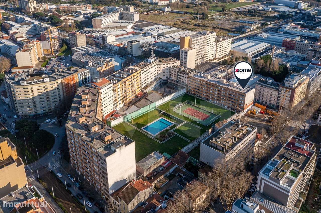 Penthouse T2 Matosinhos em Condomínio fechado com Garagem e Arrumos-49