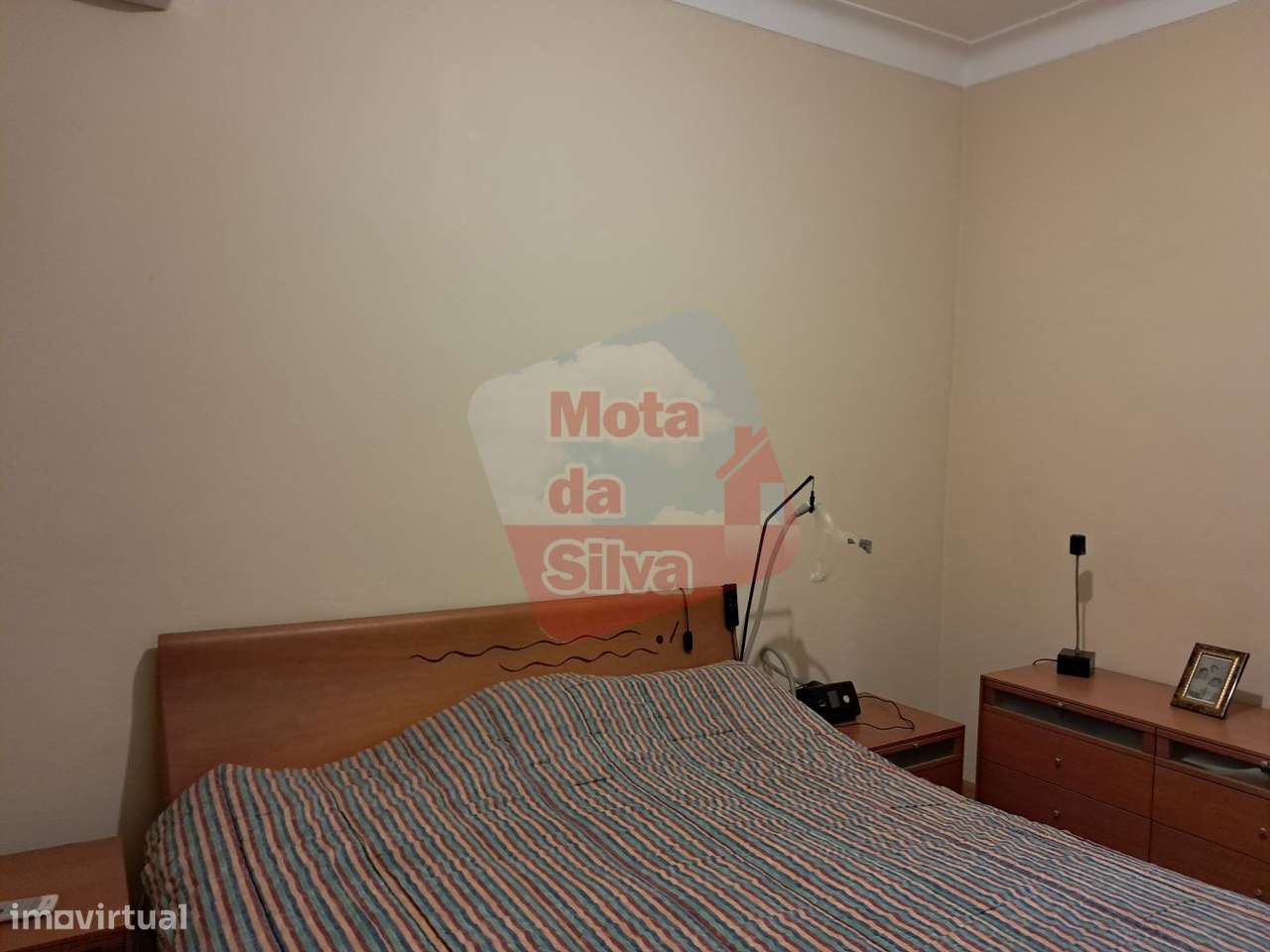 Excelente apartamento R/C, T2 com Logradouro em Queluz-13