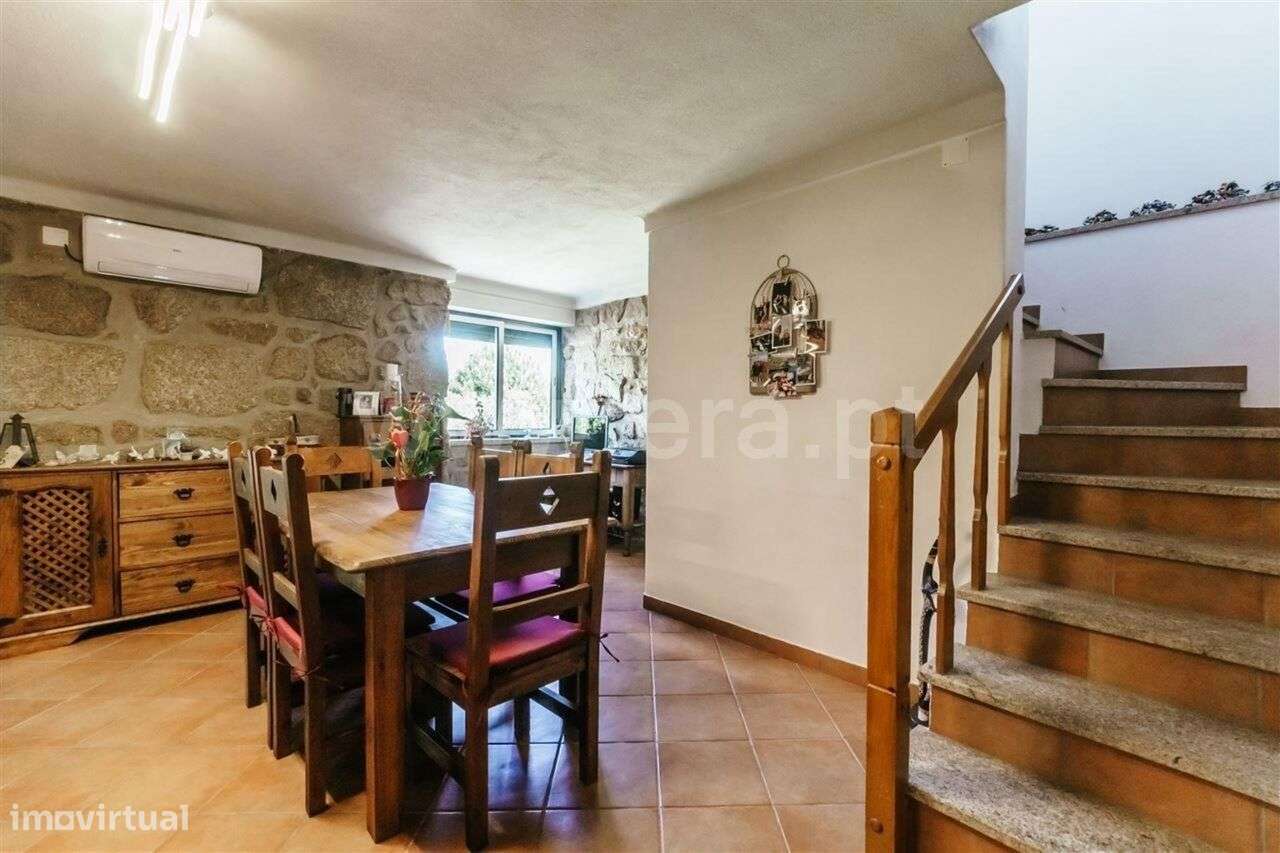 Moradia Isolada T2 / Fundão, Castelo Novo-12