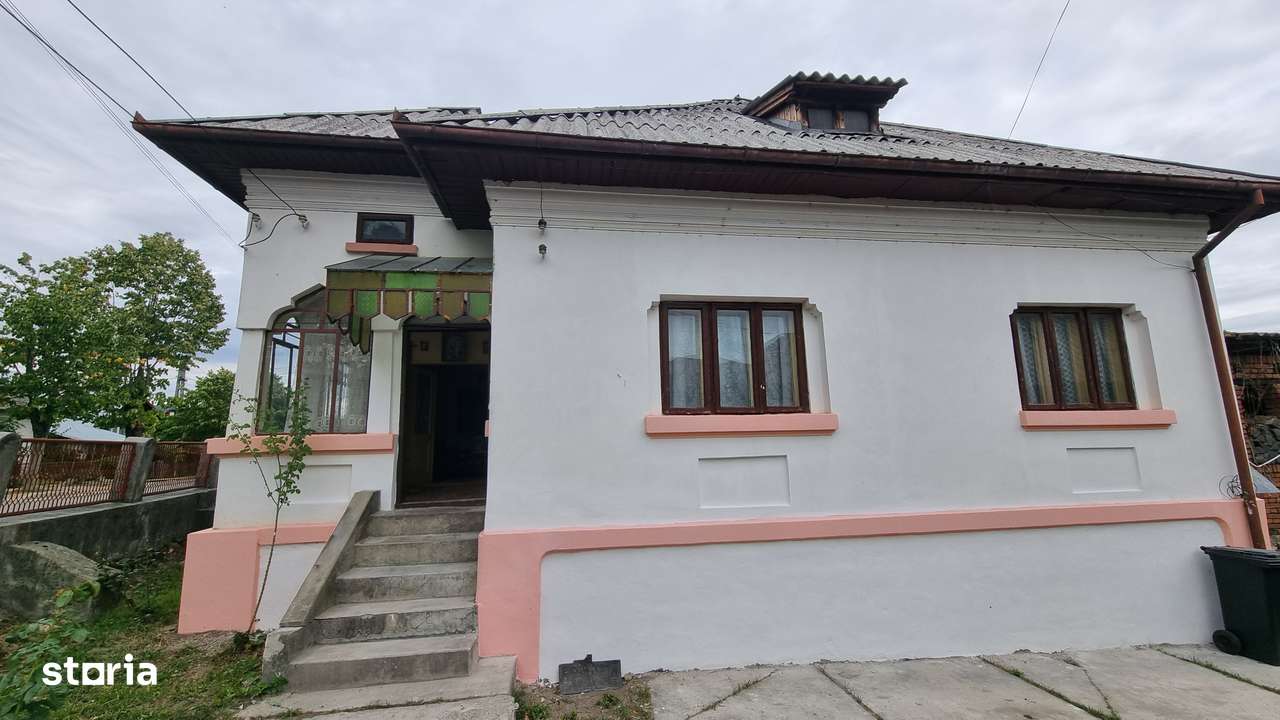 Casă de vânzare în Comuna Domnești, județul Argeș - Imagine principală: 2/17