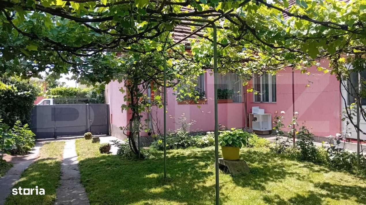 Casa cu 4 camere, 140 mp, teren 450 mp, oras Blaj - Imagine principală: 2/14