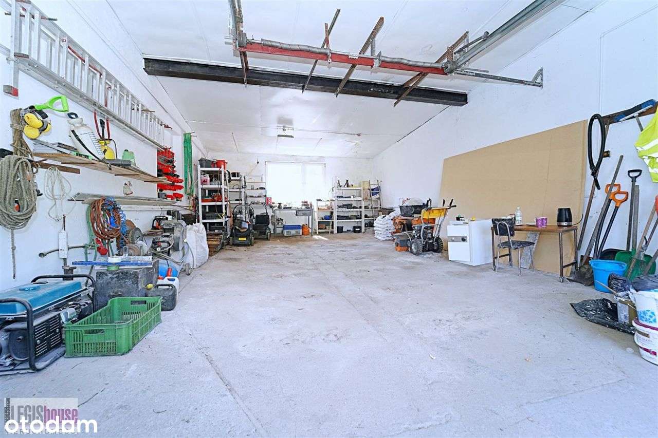 Obiekt O Funkcji Handlowo - Usługowej* Hala* Dom-4