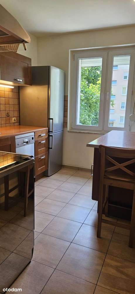 Winogrady, Os. Wichrowe Wzgórze, I ptr w niskim bloku, 3 pok., 65m2-9