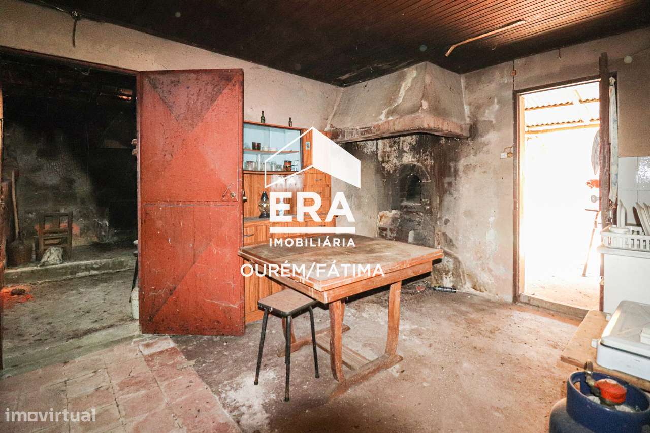 Moradia T2 localizada em Formigais - Grande imagem: 5/24