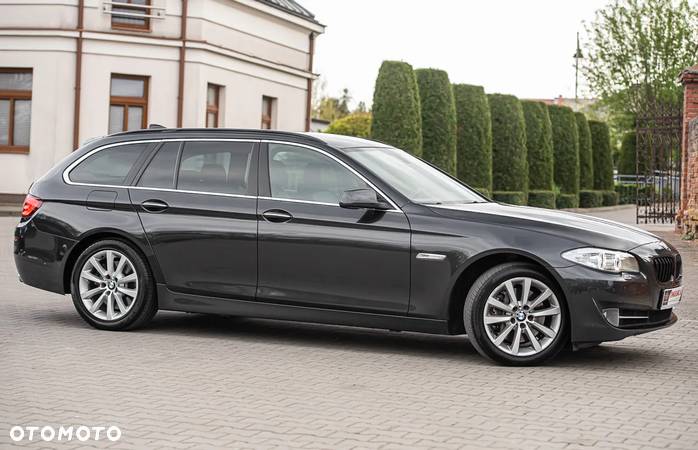 BMW Seria 5 535d Touring Luxury Line - 3