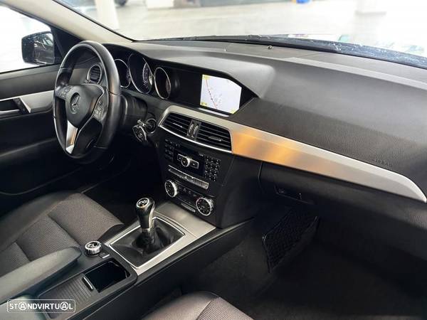 Mercedes-Benz C 220 Station CDI DPF BlueEFFICIENCY Avantgarde - 24