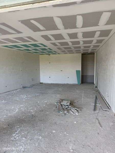 Apartamento T3 novo em condominio privado com piscina - Grande imagem: 4/8