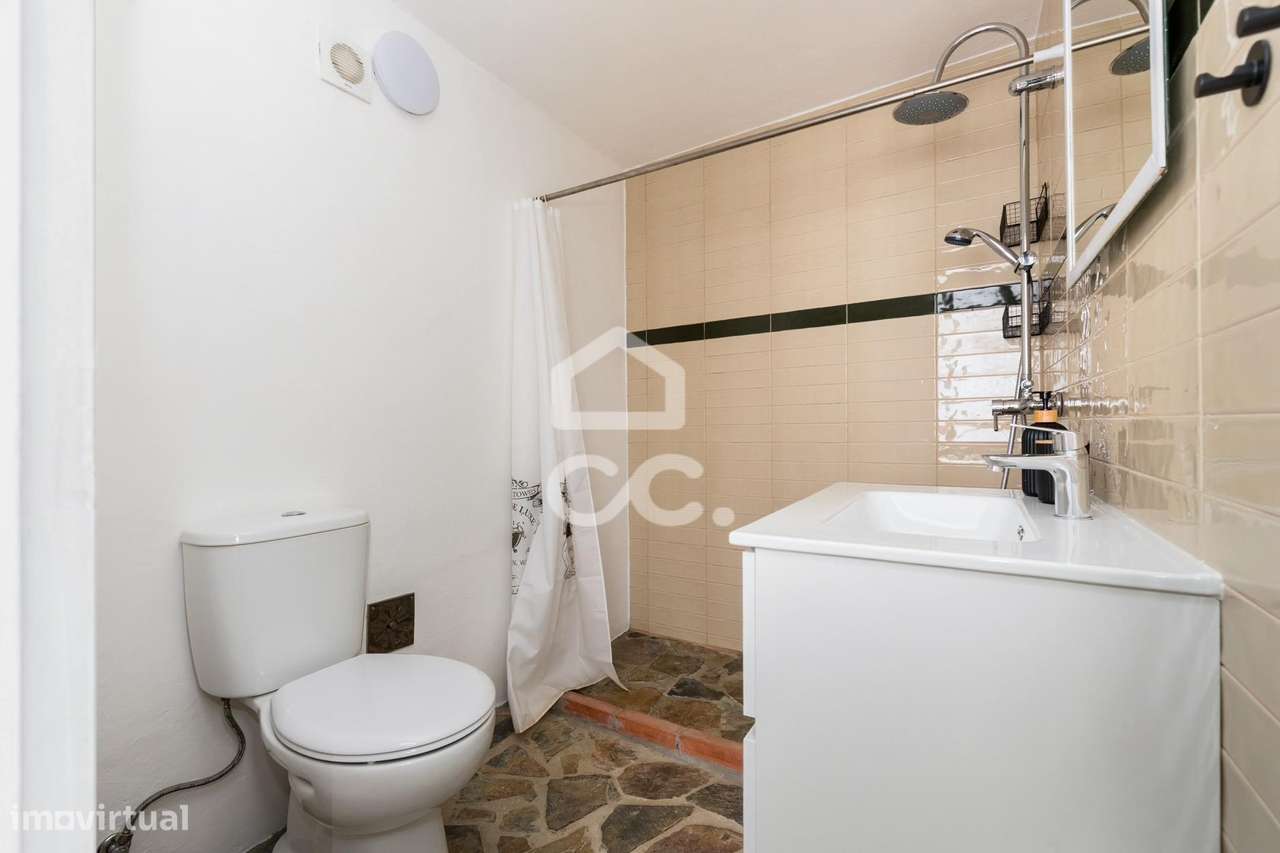 Moradia T1 Moderna e Renovada c/ Varanda | Portel-20