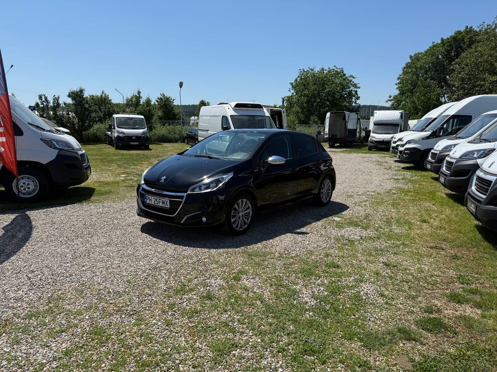 Peugeot 208 I [2012 - 2019] 82 PureTech Style 2018