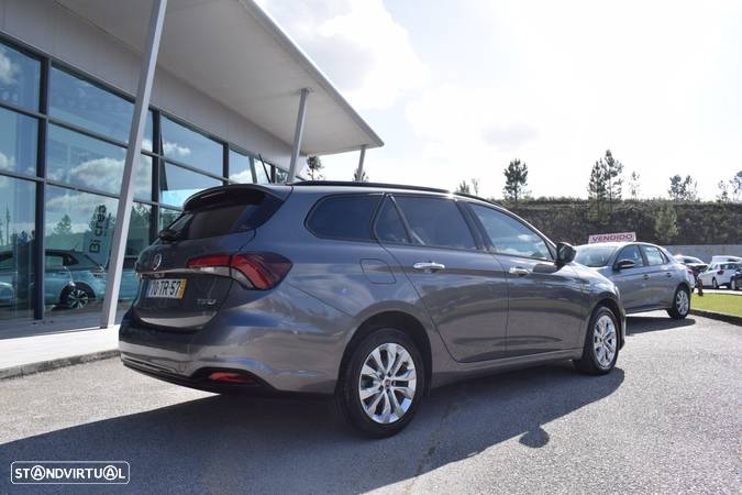 Fiat Tipo Station Wagon 1.3 M-Jet Lounge - 14