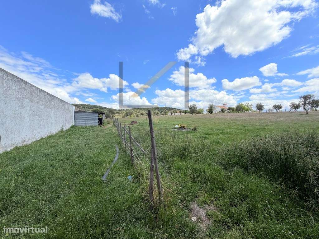 Moradia térrea T5, com terreno de cerca de 5730 m2, Santiago do Esc...-48