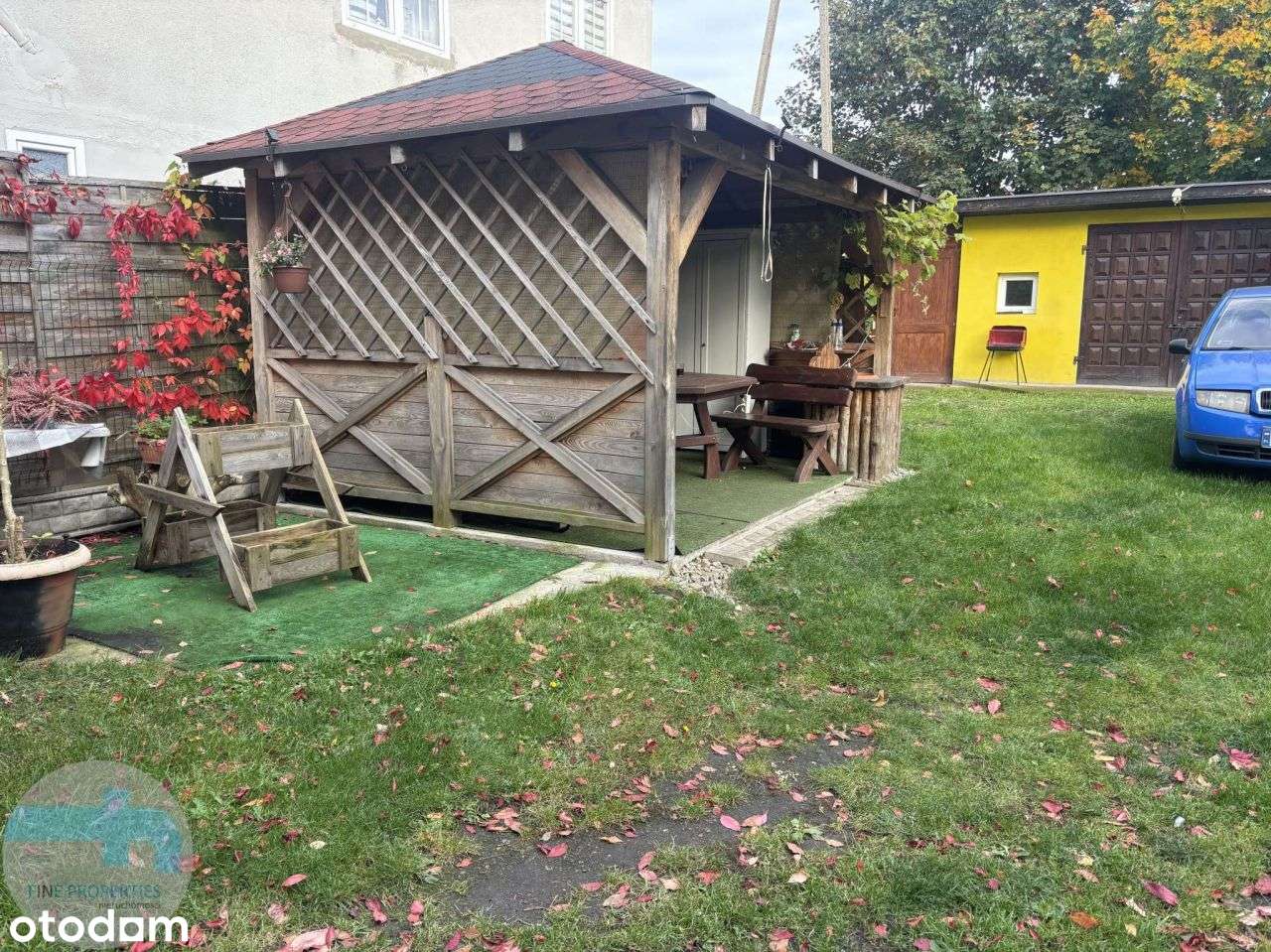 Dom z pokojami i dodatkowym budynkiem na wynajem.-10