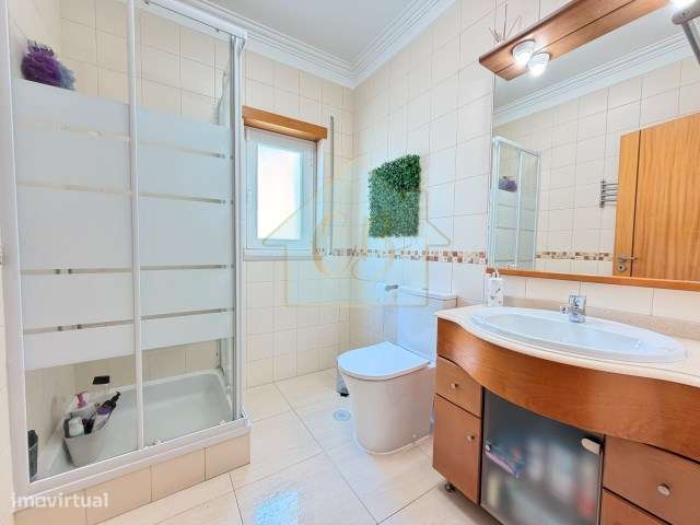 Moradia T2 com jardim, terraço e garagem em Silveira-8
