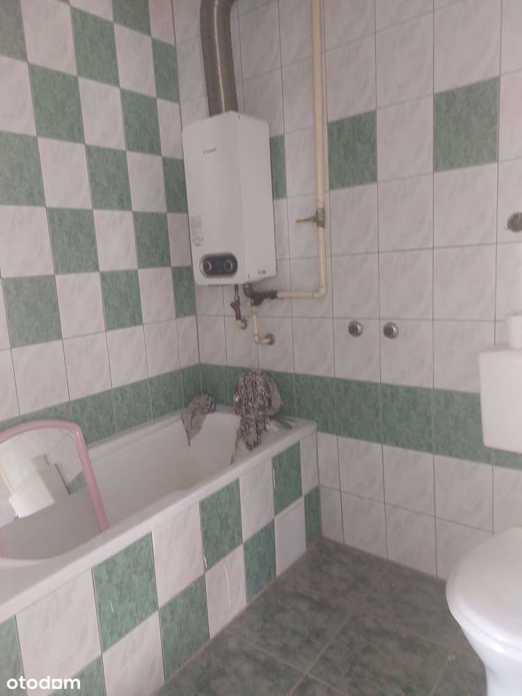 Słoneczne trzy pokojowe mieszkanie na drugim piętrze-6