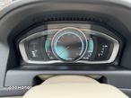 Volvo XC 60 T6 AWD Drive-E Momentum - 23