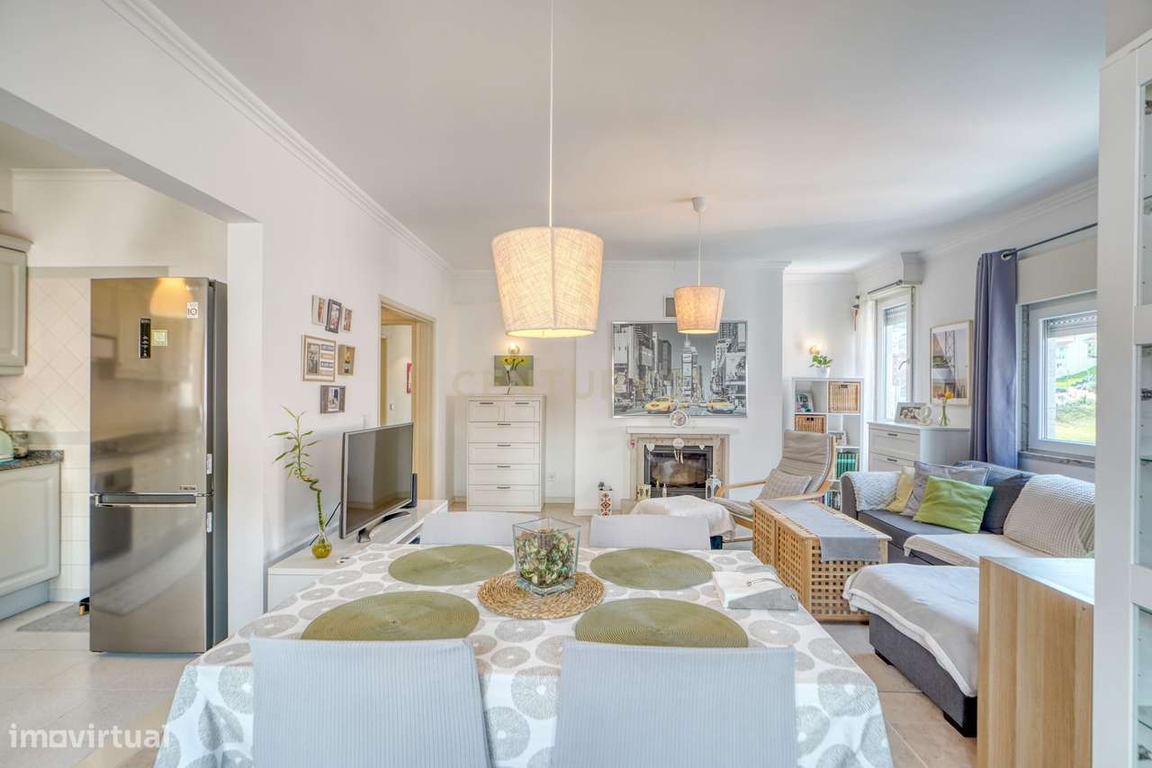 Apartamento T3 mobilado, com garagem e arrecadação em Barcarena. - Grande imagem: 5/29