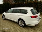 Volkswagen Passat Variant 2.0 TDI SCR DSG Highline - 15