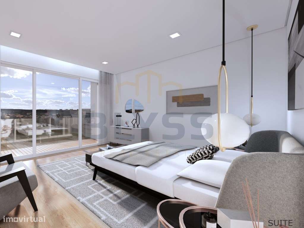 Moradia T5 Nova com Piscina em Loures-9