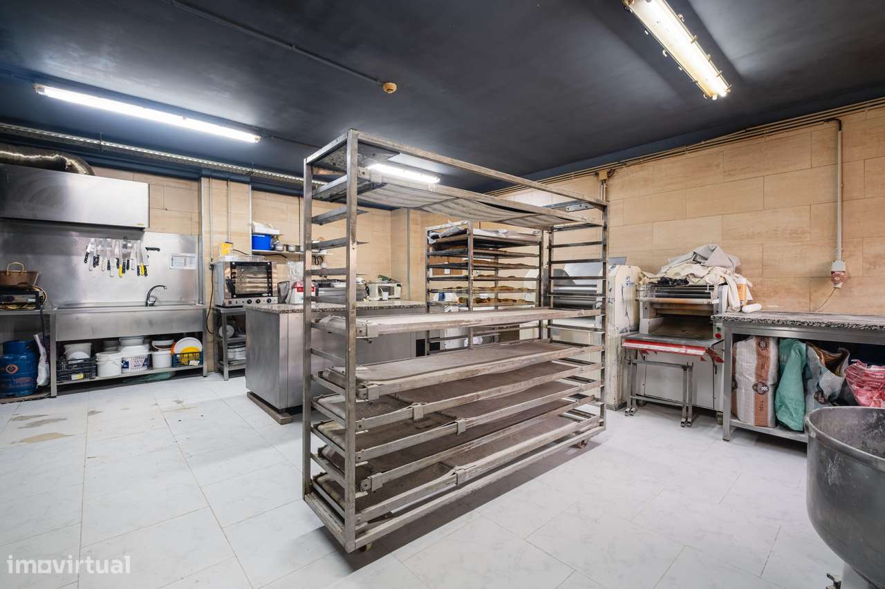 Trespasse de Padaria e Pastelaria – Forninho da Virgem | Vilar de Ando-27