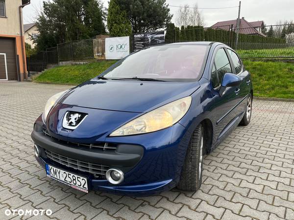 Peugeot 207 - 1