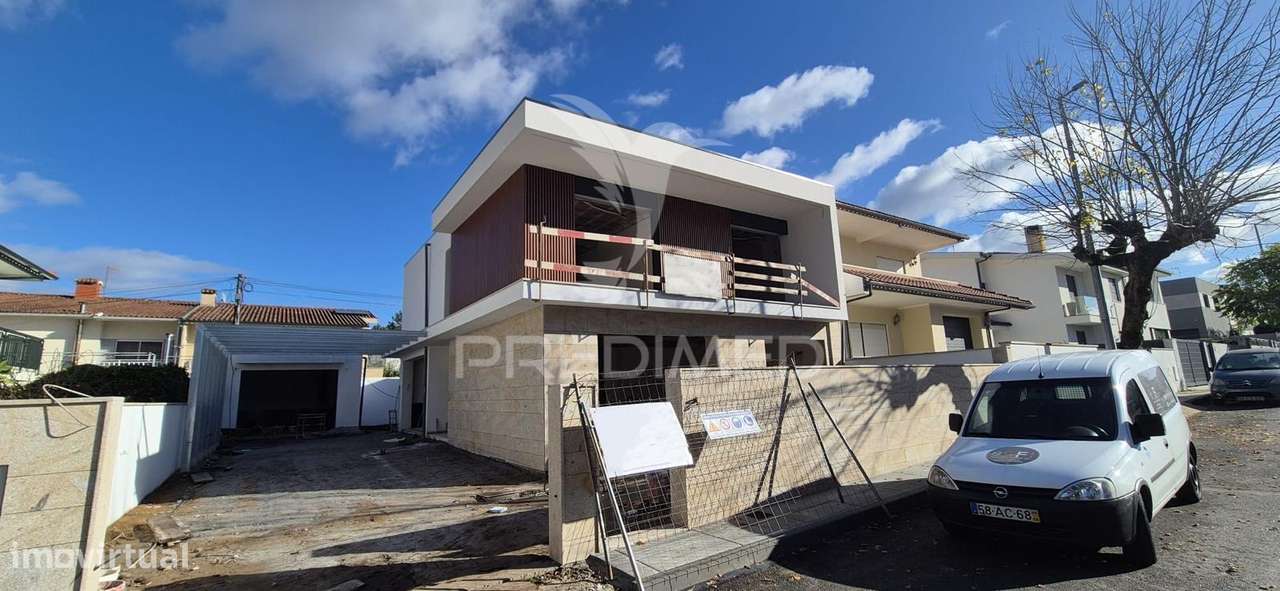 Moradia T4 em Palmeira - Grande imagem: 2/33