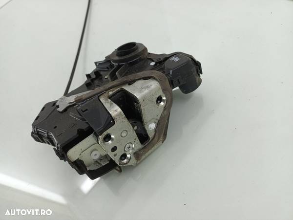 Broasca usa dreapta fata Toyota AURIS 1.6i / 1ZR-FAE 2007-2012 - 3