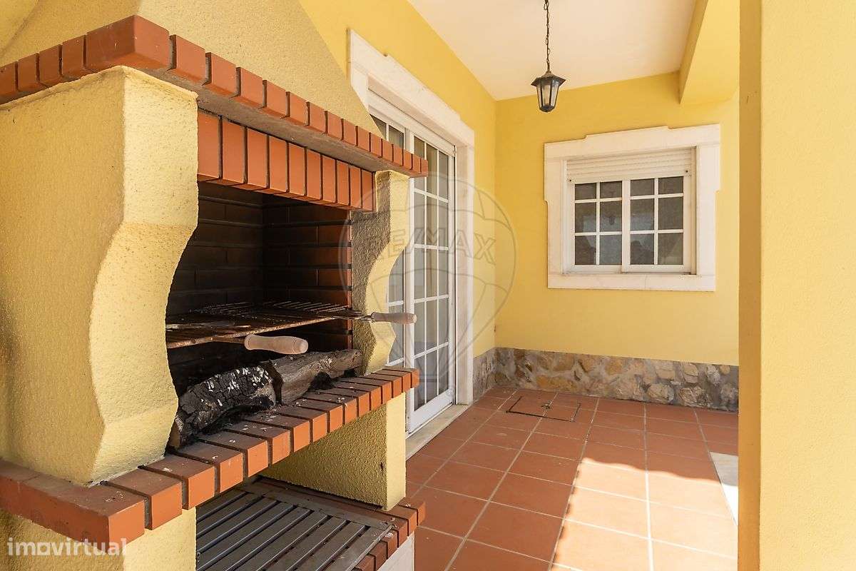 Moradia T4 com 570 m² de Terreno em São João das Lampas-43