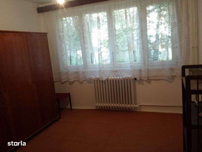 Proprietar, închiriez 4 cam, 2 bai, 2 min Metrou Gorjului, et 1 - Imagine principală: 5/8