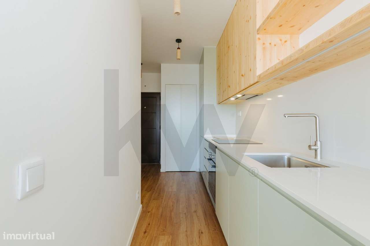 Apartamento T1 com Vista Mar e junto ao Casino do Estoril - Grande imagem: 4/16