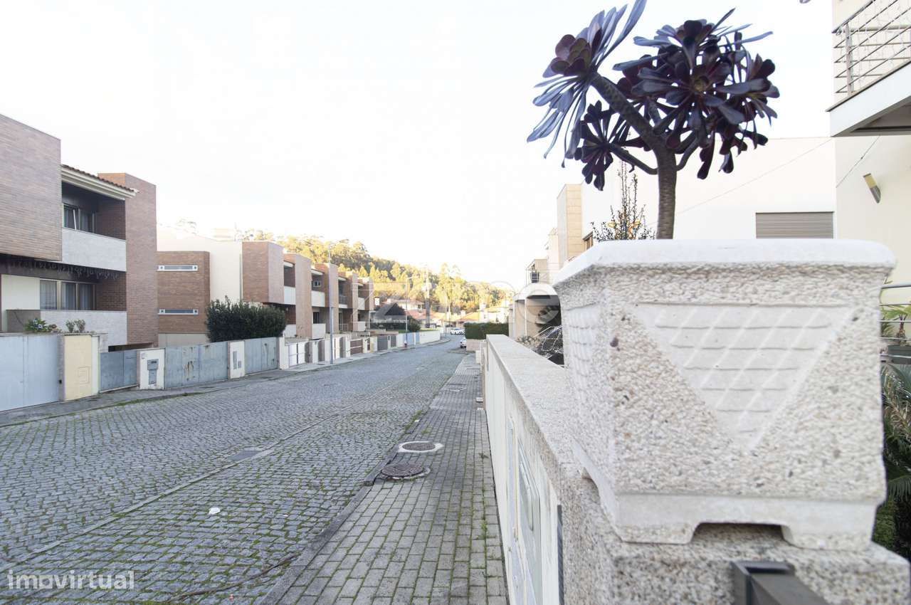 Moradia T4 Geminada - Tadim - Braga - Grande imagem: 4/60