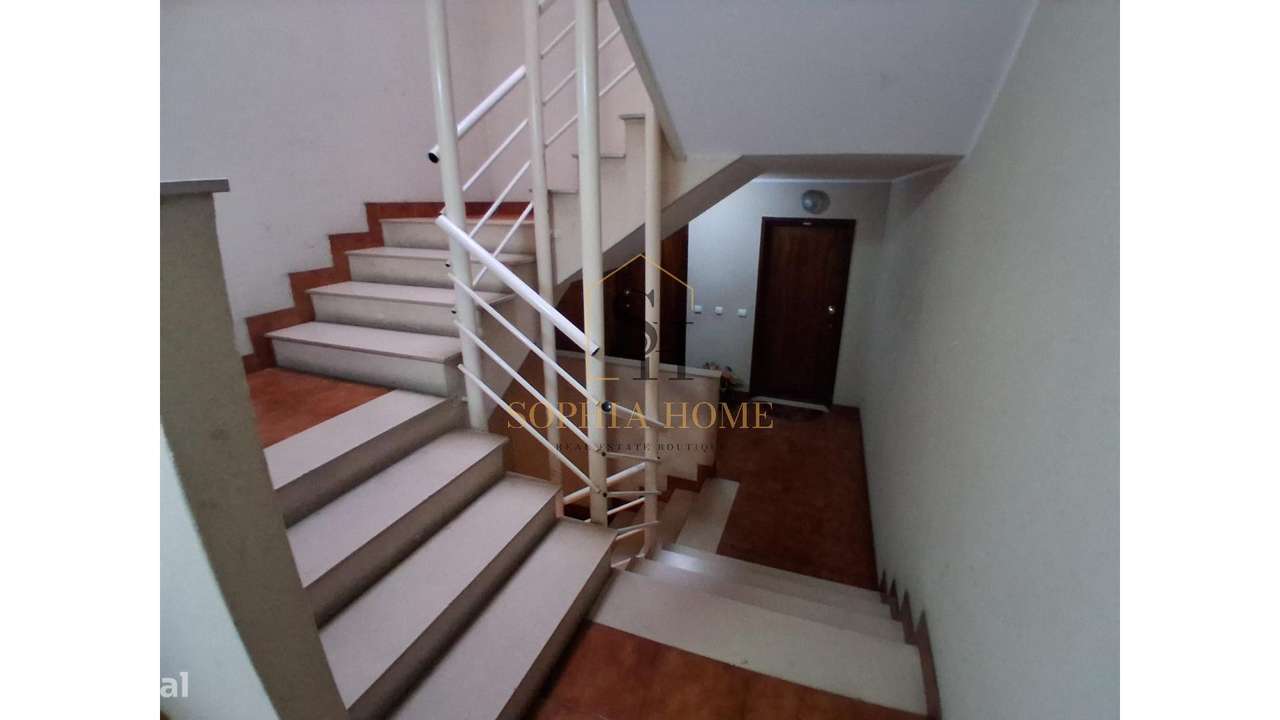 T3 Renovado em Baguim do Monte-21