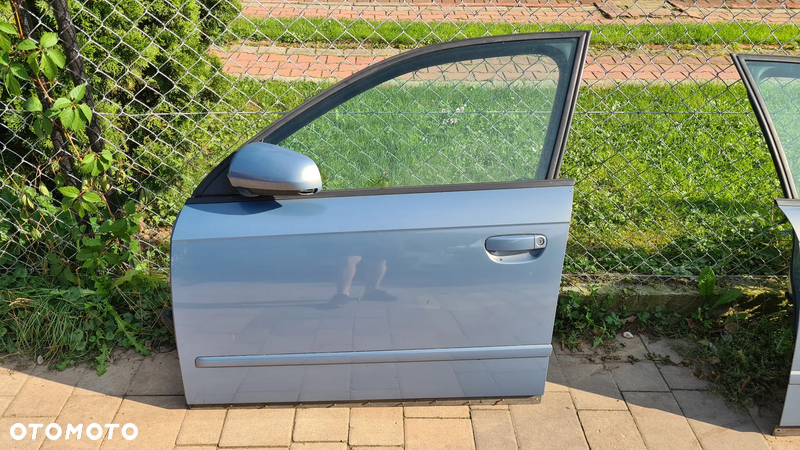 Audi A4 B7 04-08r Drzwi lewy przód LX5X - 1