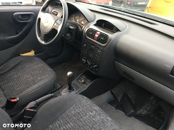 Opel Corsa C 1.2 16V Półautomat 5-biegowy - 9