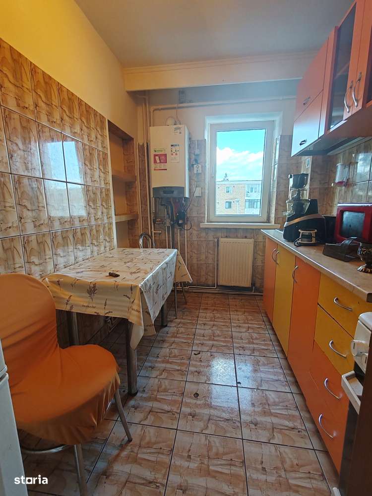 Apartament 2 camere Trivale, etaj 3, confort 1, centrala-3