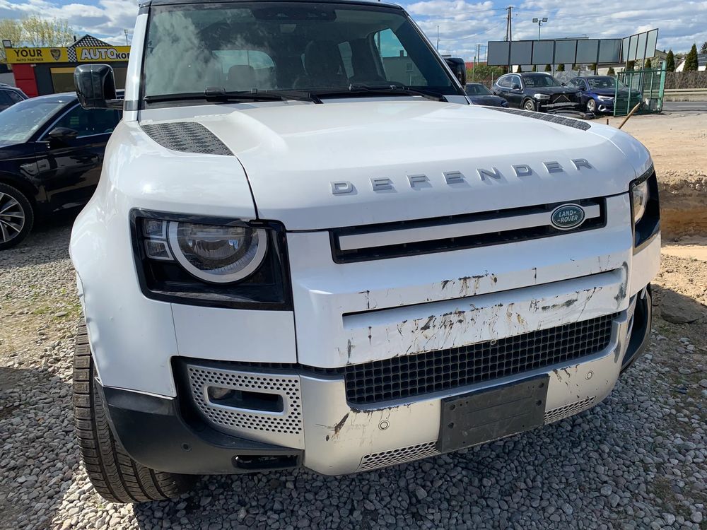 Land Rover Defender 110 P300 2023