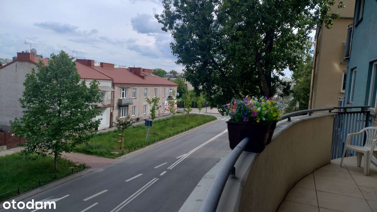 Przestronny lokal na kancelarię lub gabinet lekarski-5