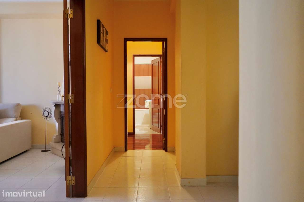 Apartamento T3 - Vale Mourão-21