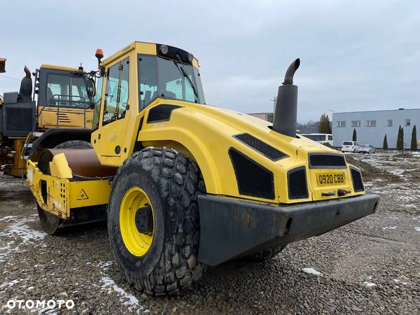 Bomag BW213 DH-4 - 9