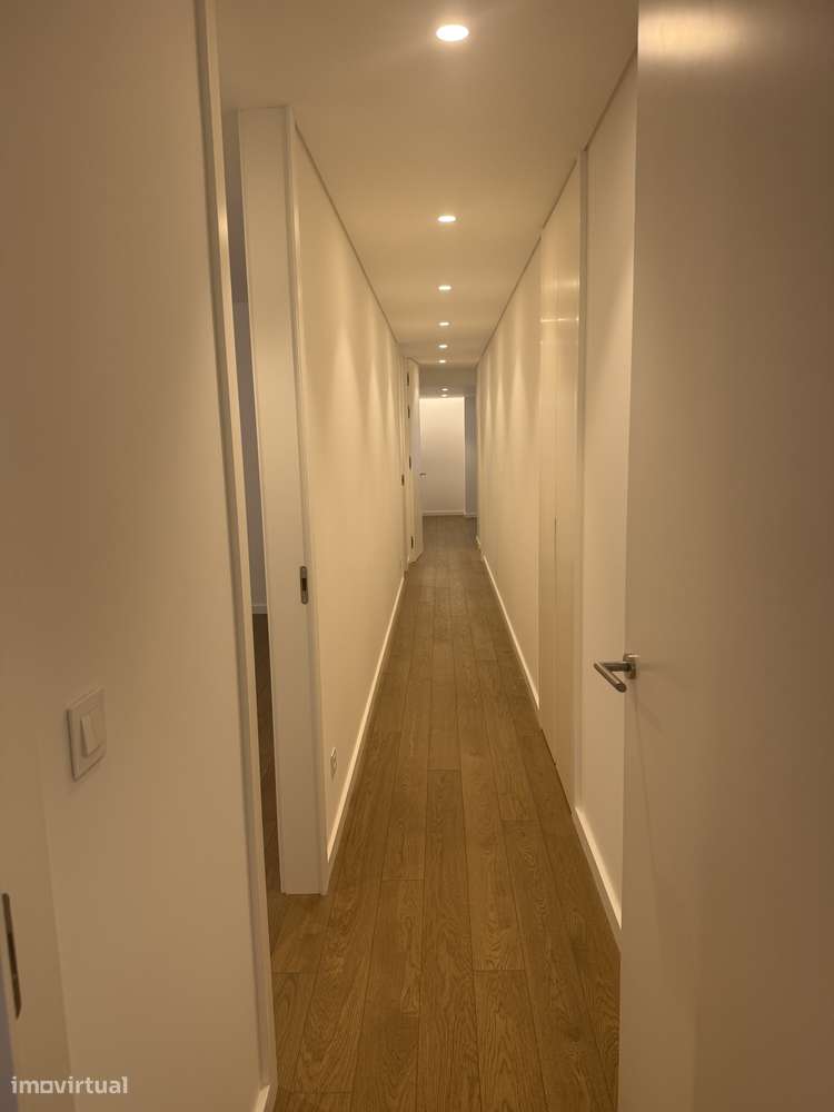 T3 com 3 suites totalmente renovado PORTO-18