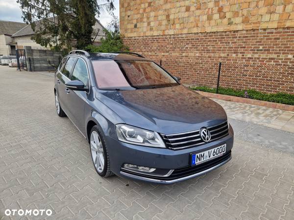 Volkswagen Passat Variant 1.8 TSI Automatik Highline - 17