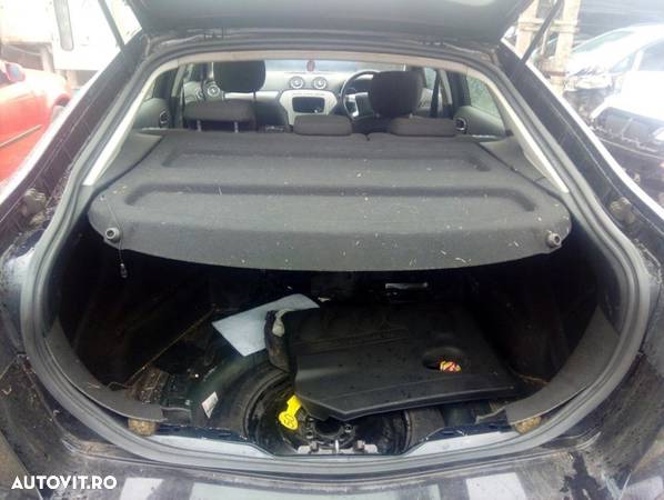 Dezmembrez Ford Mondeo MK4 - 1