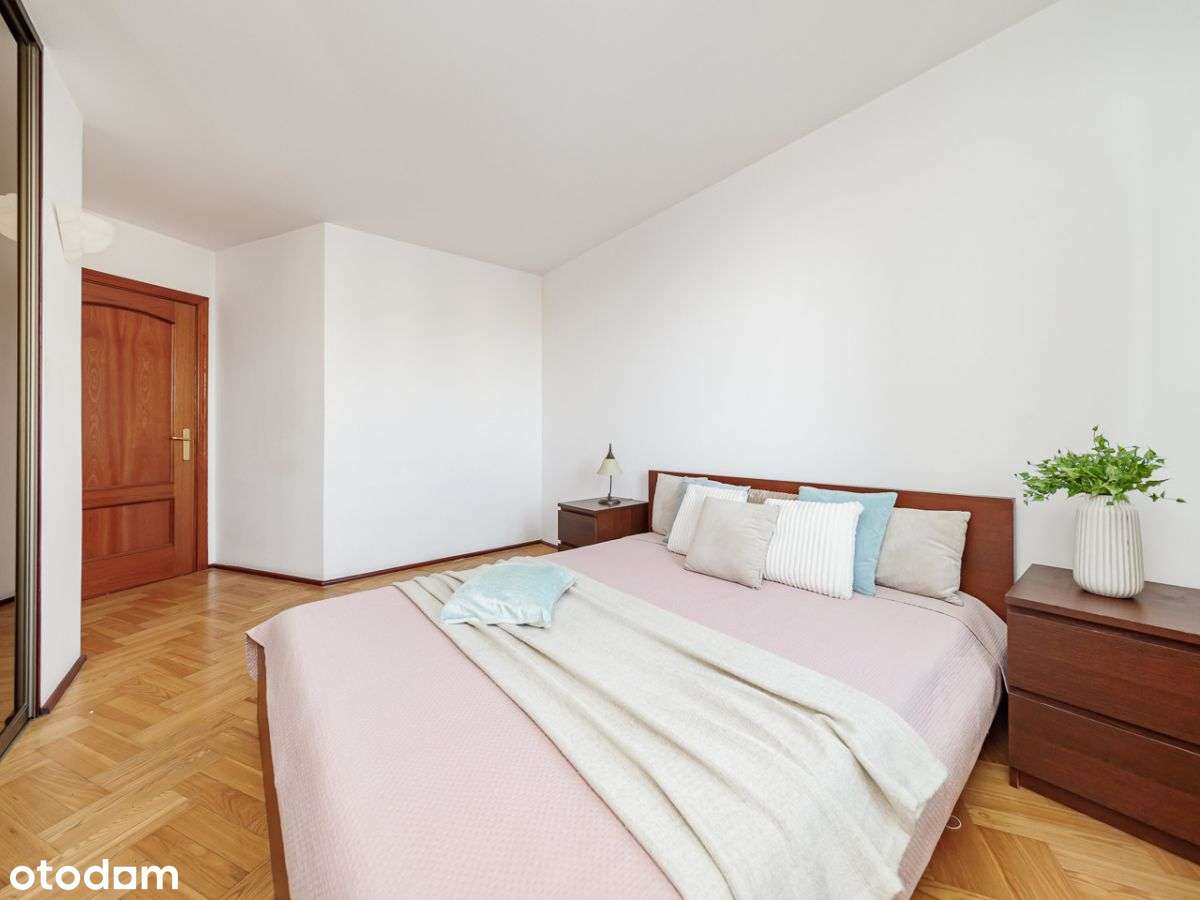 3 pokoje, oryginalny rozkład, świetna lokalizacja-6