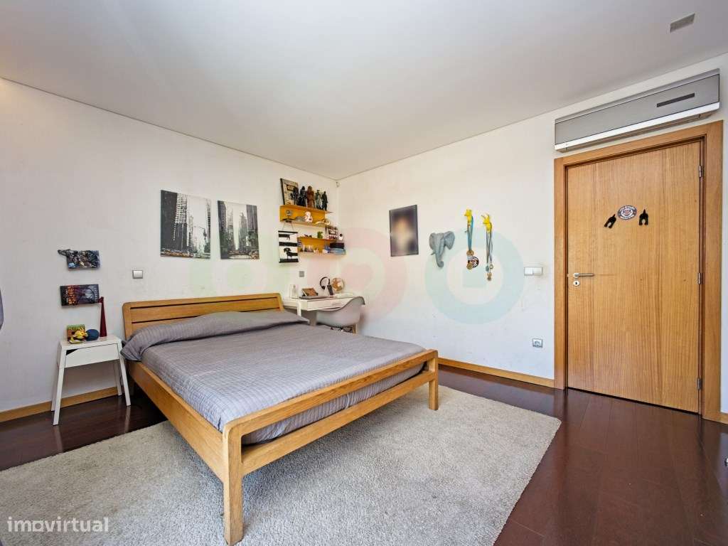 Moradia T3 em Vale S. Cosme- Piscina e jardim privativo-57