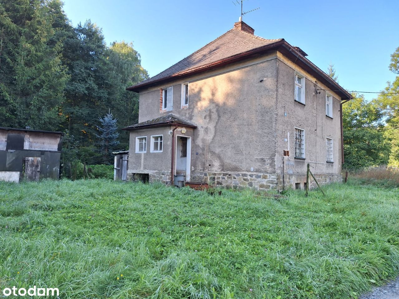 Dom w Burgrabicach , centrum wsi