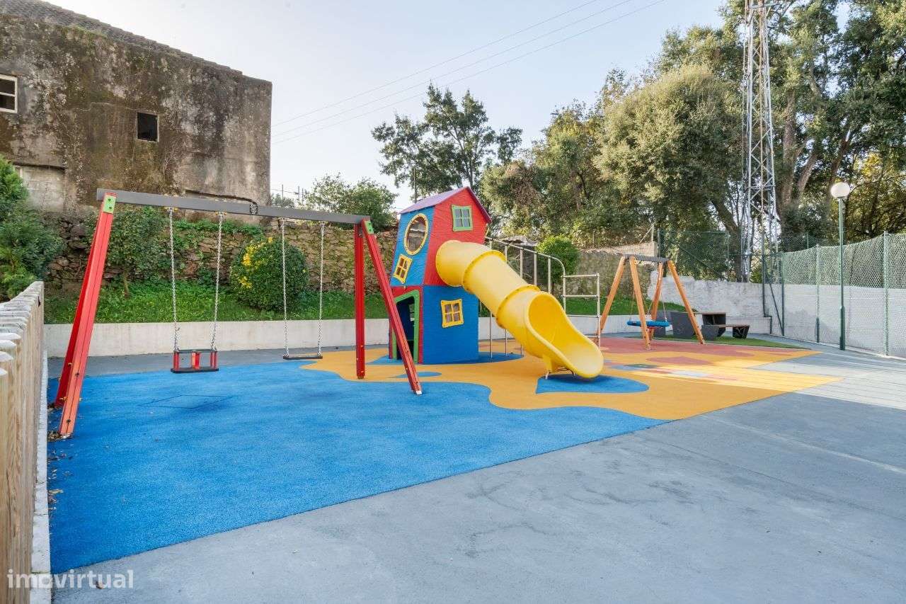 Moradia T5 Remodelada - Condomínio da Fonte Seca-56