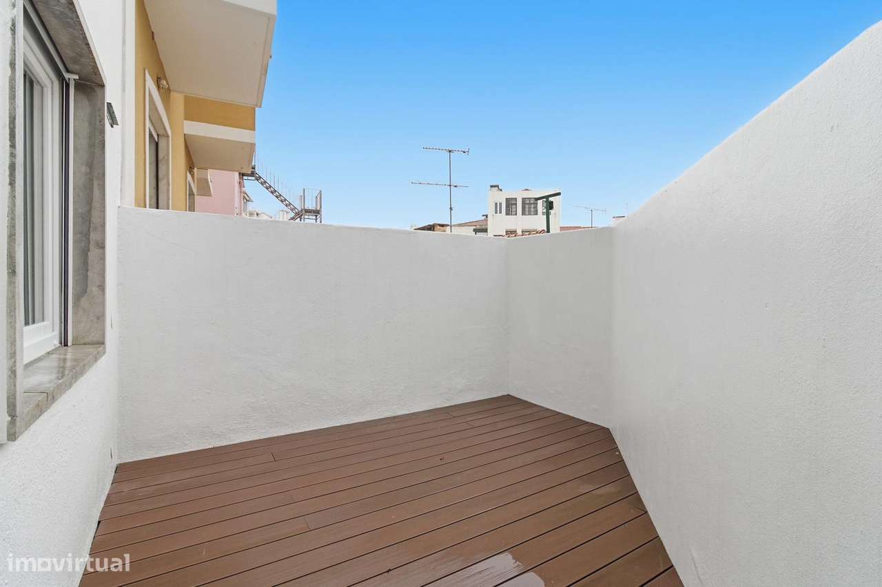 Vende-se T1 Totalmente Reabilitado com Terraço – Lisboa - Particular - Grande imagem: 3/7