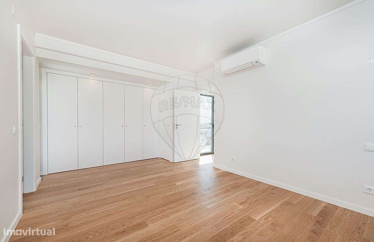 Moradia T4 para venda-22