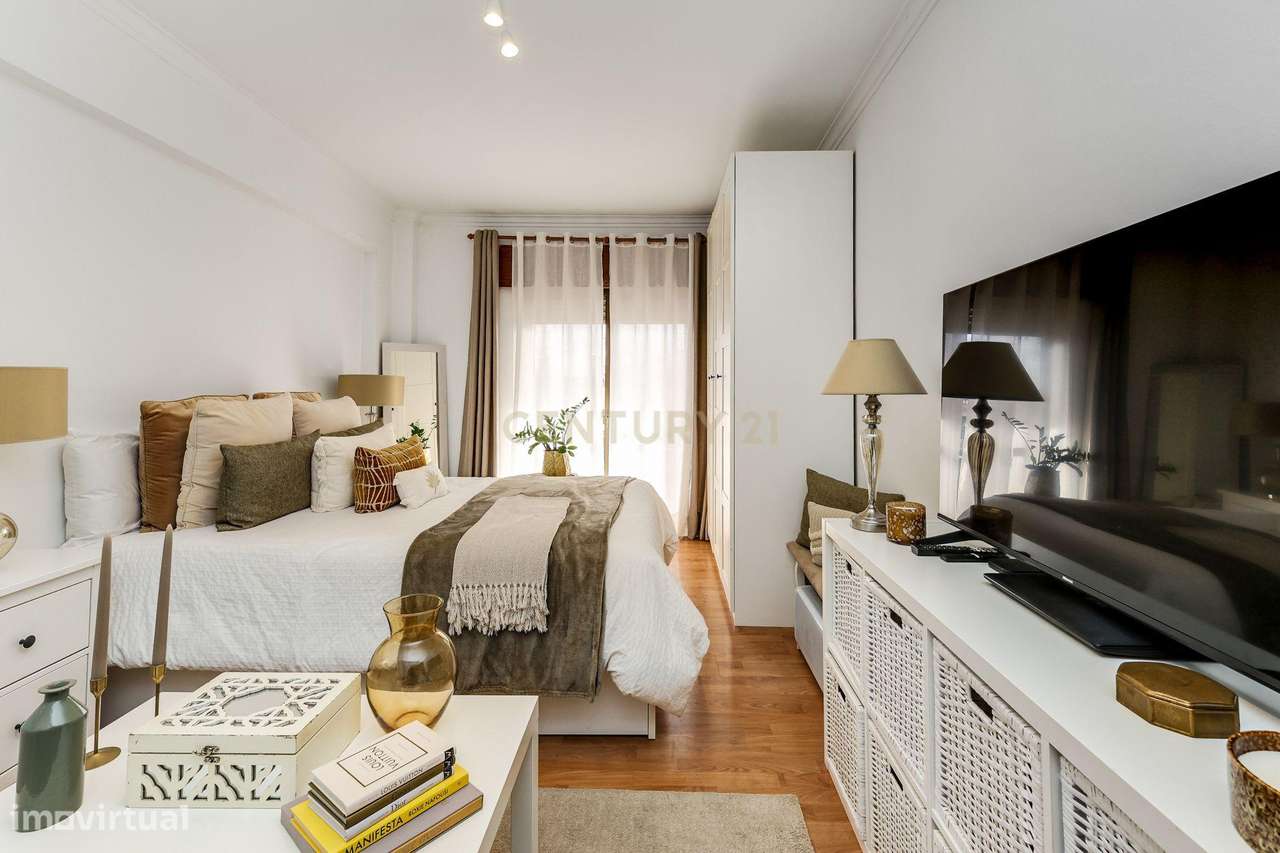 Apartamento T3 Renovado no Cacém com arrecadação - Grande imagem: 2/35