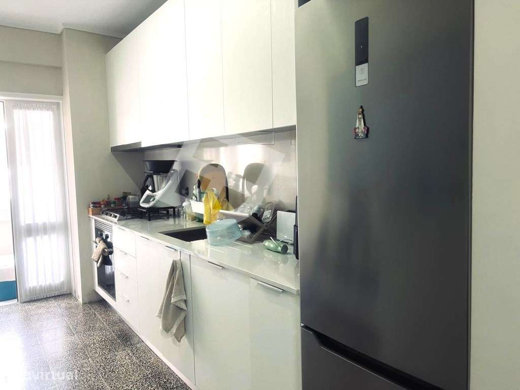 Apartamento T4 c/ Varanda - Av. Lourenço Peixinho-16