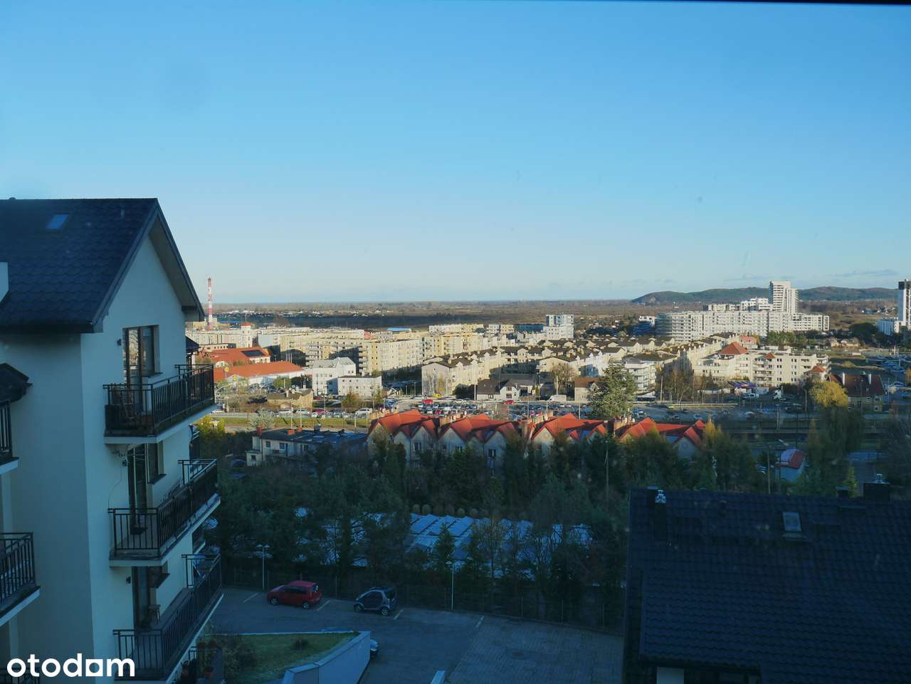 Reda-na sprzedaż  eleganckie  mieszk. 3 pok.+ kom.lok.+ m. w hali g.-17